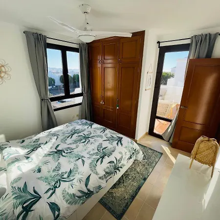 Oliral Villa *